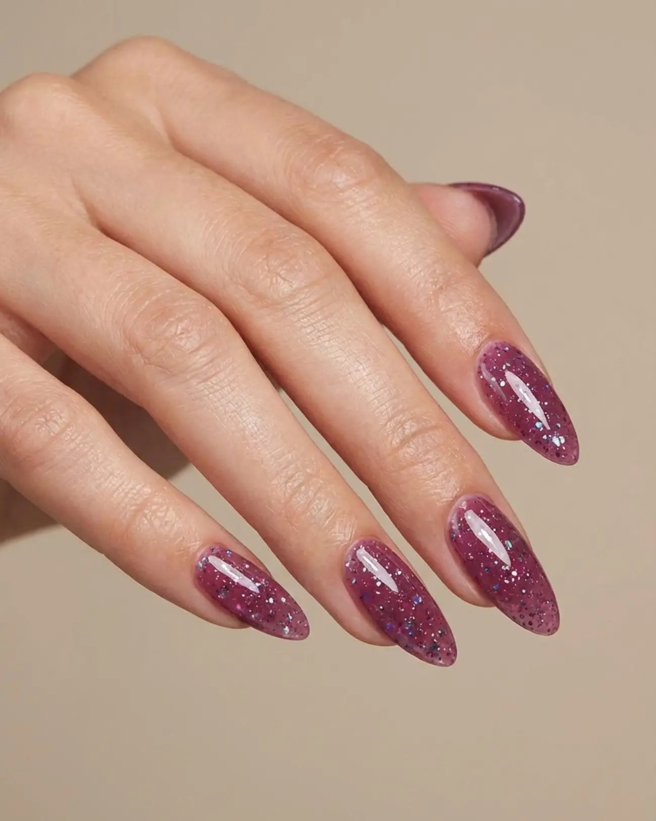 Glamnailsprofessional Terveys ja kauneus > Kynsien hoito > Kynsigeeli Polygel Rosé Royale